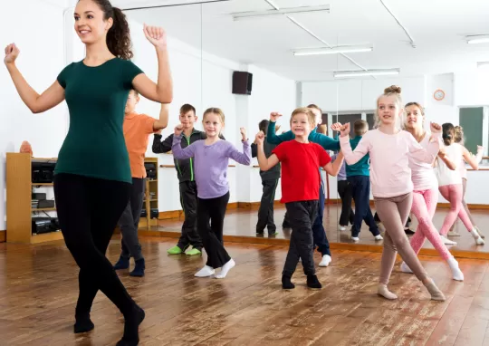 çocuk halk dansları kursu fiyatları