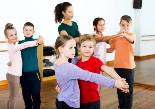 çocuk latin dans eğitimleri