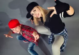 çocuklar için dans kursu eğitmenleri