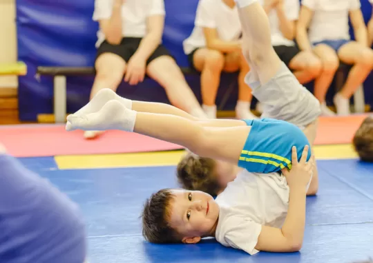 çocuklar için jimnastik kursu