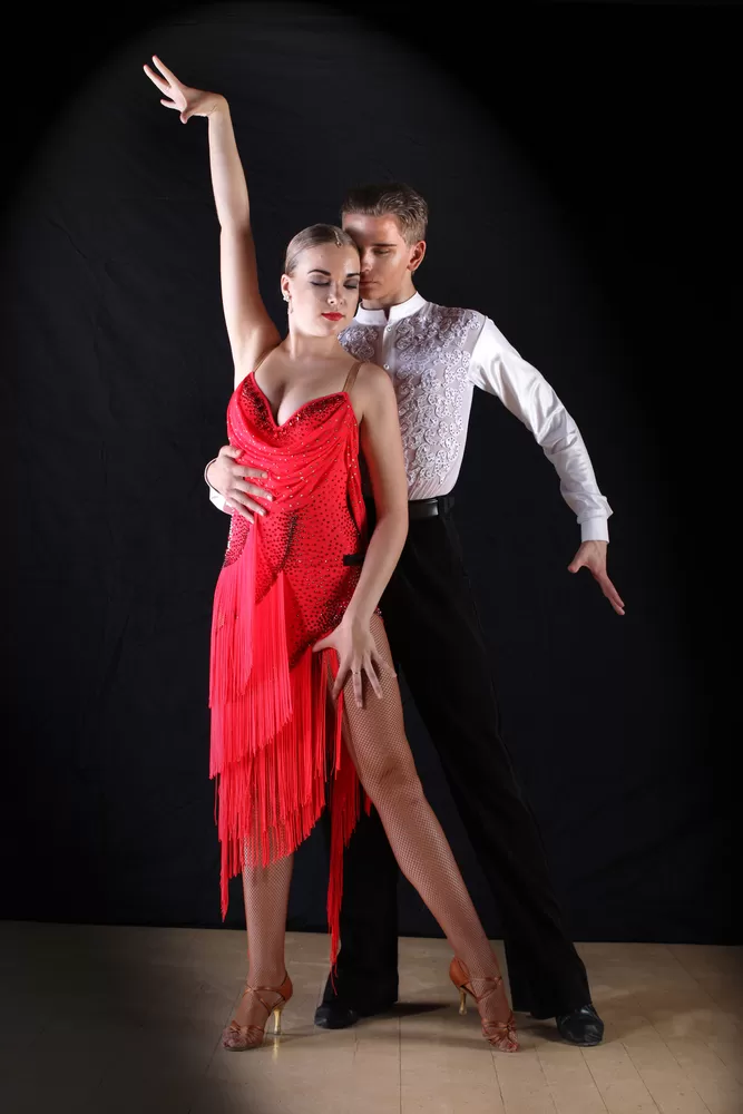 Dans Akademi Iletisim 40