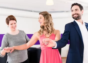 Düğün Dansı Eğitmeni İş İlanı