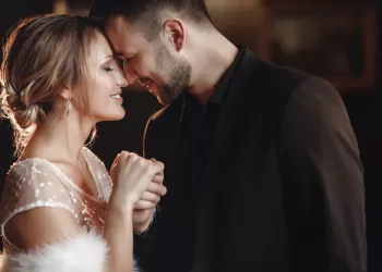 Zevkinize Hitap Edecek En Güzel Nişan İlk Dans Müzikleri