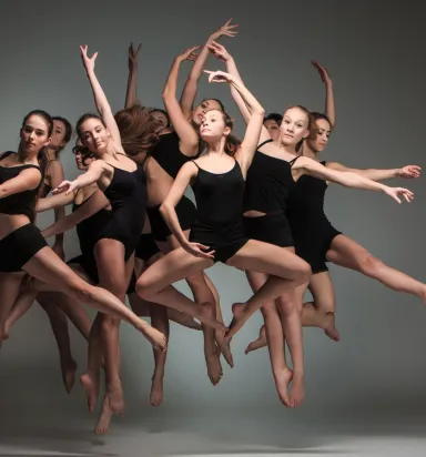 Dansın Kökeni: İlk Danslar Nasıl Ortaya Çıktı?