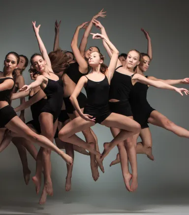 Dansın Kökeni: İlk Danslar Nasıl Ortaya Çıktı?