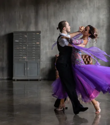 Quick Step Kursu: Pistin En Hızlı ve En Neşeli Dansı