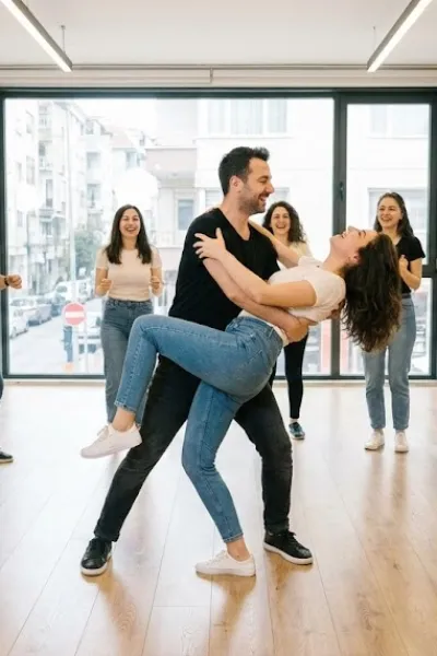 Rock'n Roll: 1950'lerin Asi Ruhuyla Dans Pistini Ateşleyin